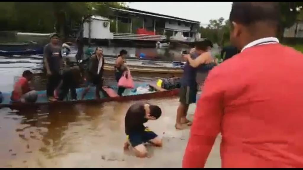 Homens são resgatados após cinco dias perdidos em mata no Amazonas