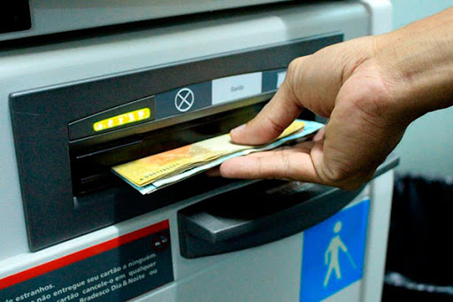 Caixa faz pagamento de para 3,3 milhões de pessoas nesta sexta-feira