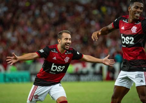 Flamengo libera marca para máscaras contra covid-19