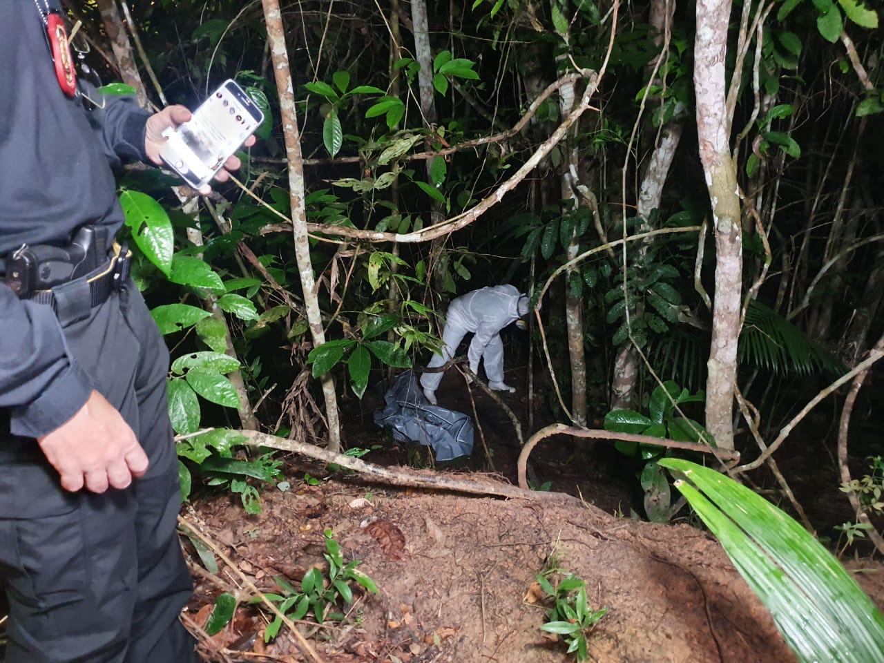 Em Manaus, corpo esquartejado é encontrado sendo devorado por animais