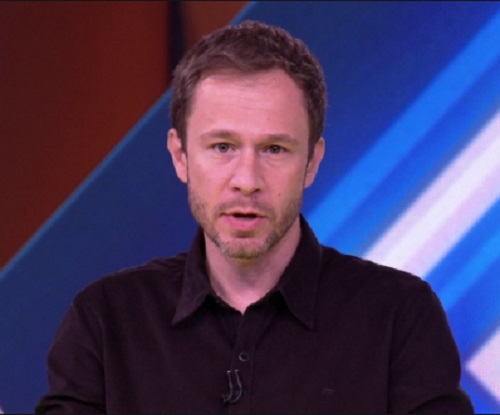 Devido coronavírus, Tiago Leifert doa mil cestas básicas para ajudar comunidades 