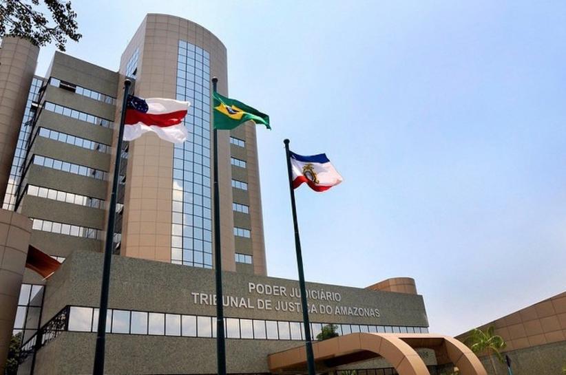 Policiais civis são condenados a 14 anos de prisão por tráfico e corrupção  