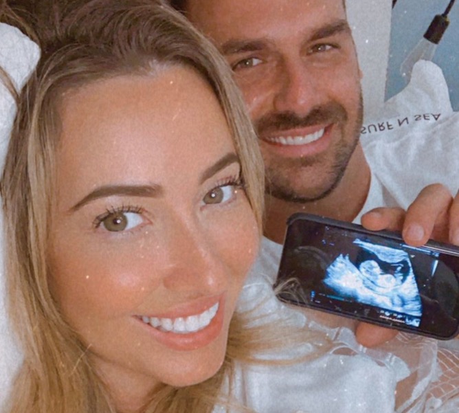 Eduardo Bolsonaro anuncia que será pai pela primeira vez