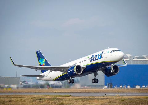 Prefeitura vai à Justiça para impedir voos de Manaus para Santarém 