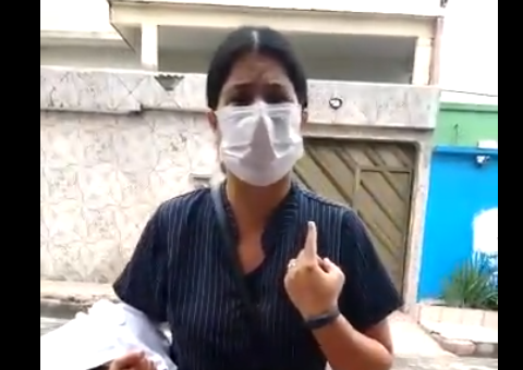 VÍDEO: Técnica de enfermagem implora por leito de UTI para o pai em Manaus 