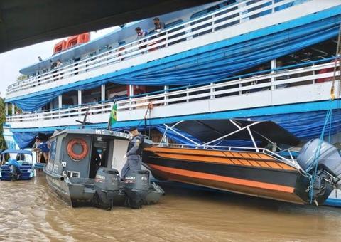 Dono de barco e comandante são presos por fazer transporte ilegal de passageiros no Amazonas