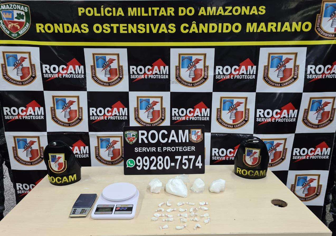 Rocam prende homem com drogas em rua de Manaus
