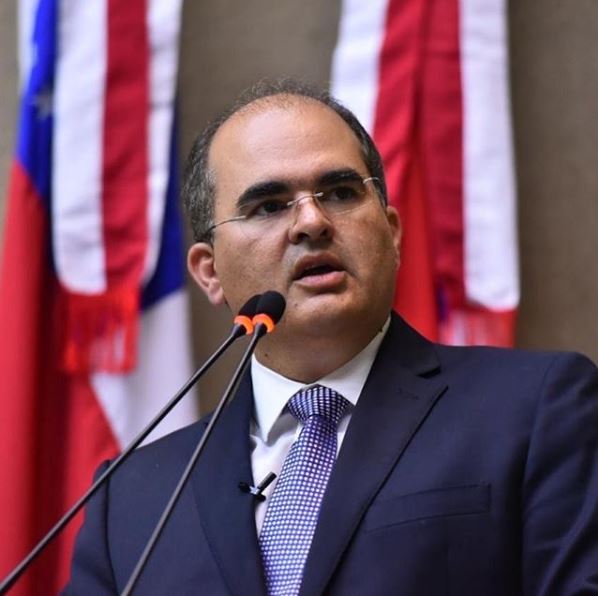 Em Manaus, deputado Ricardo Nicolau afirma que está com coronavírus