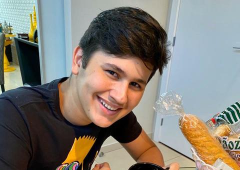 Papo e Café: Lorenzo Fortes interage com fãs em Live nesta sexta-feira