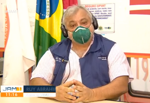 Diretor do Samu diz que ambulâncias rodam pela cidade sem ter onde deixar pacientes em Manaus