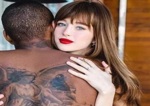 Nego do Borel posta foto com namorada e surpreende fãs: 'Dakota Johnson?'