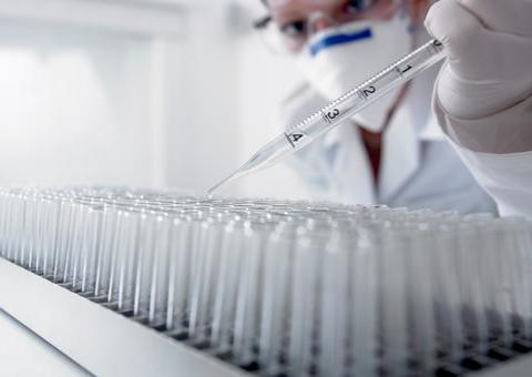 Em teste com 3 mil pessoas, Nova York identifica grupo com anticorpos contra coronavírus