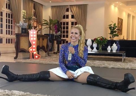 Aos 15 anos, filha de Joelma e Ximbinha impressiona ao cantar em live 