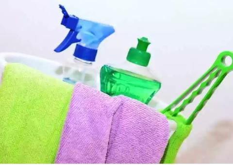 Anvisa faz recomendação de produtos  que podem substituir o álcool 70%