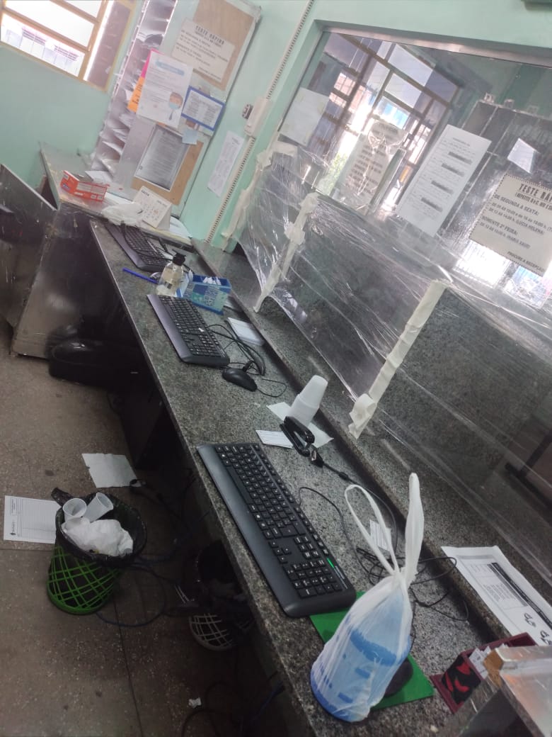 Em Manaus, UBS e laboratório são alvos de assaltantes durante madrugada