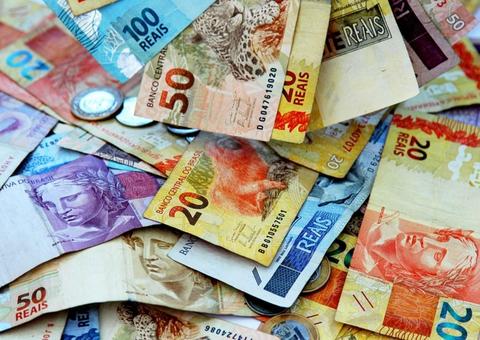 Bolsonaro diz não ter previsão de estender auxílio emergencial para outras categorias