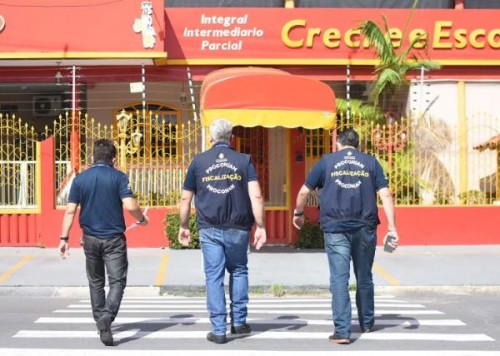 Creches em Manaus devem justificar cobrança de mensalidades durante pandemia 