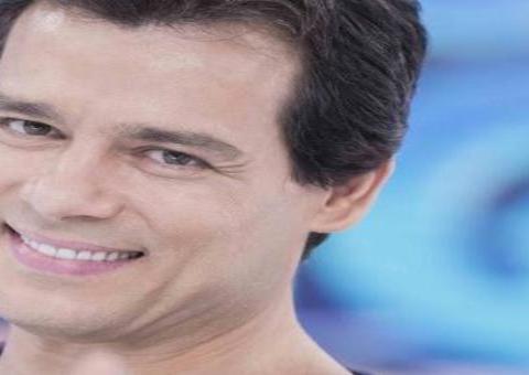 Aos 52, Celso Portiolli exibe corpo definido durante dança e causa alvoroço na web 