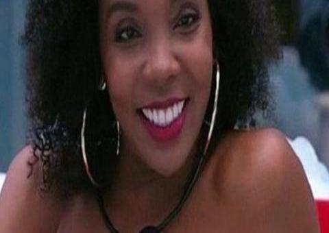 'Amor, estamos ricos' disse marido de Thelma ao comemorar vitória da sister no BBB20