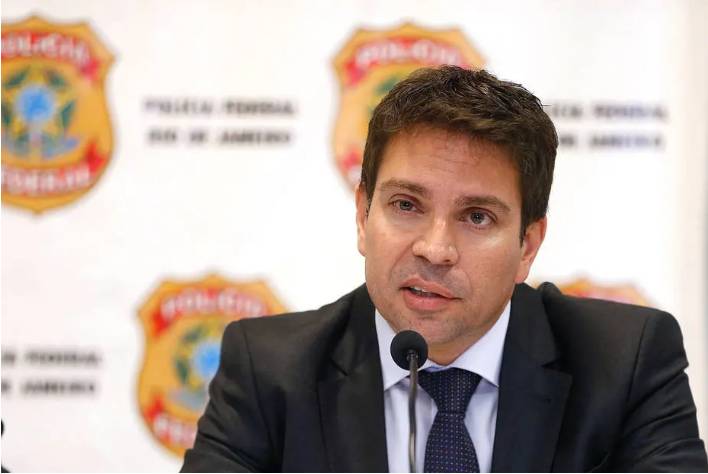 Alexandre Ramagem assume comando da Polícia Federal