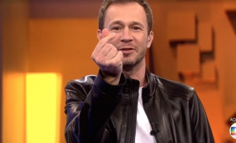 BBB20: Falha técnica fez parecer que Tiago Leifert anunciou campeã antes da hora 