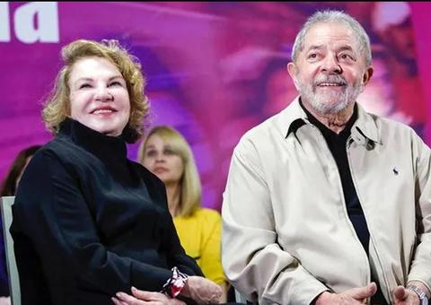 Herdeiros de Marisa Letícia processam Eduardo Bolsonaro e Regina Duarte por fake news