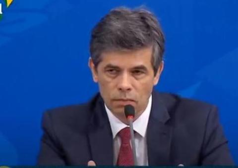 Após recorde de mortes, ministro da Saúde reconhece agravamento da Covid-19 no Brasil