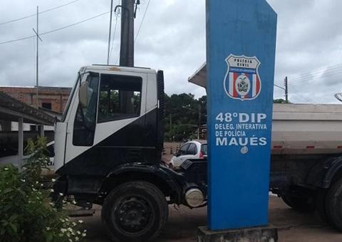 Jovem é presa após puxar grávida pelos cabelos e agredir no meio da rua no Amazonas 