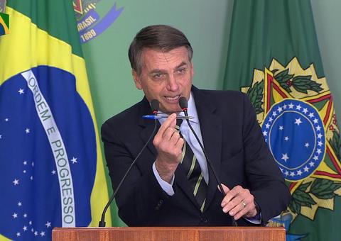 Decreto de Bolsonaro amplia serviços essenciais durante quarentena
