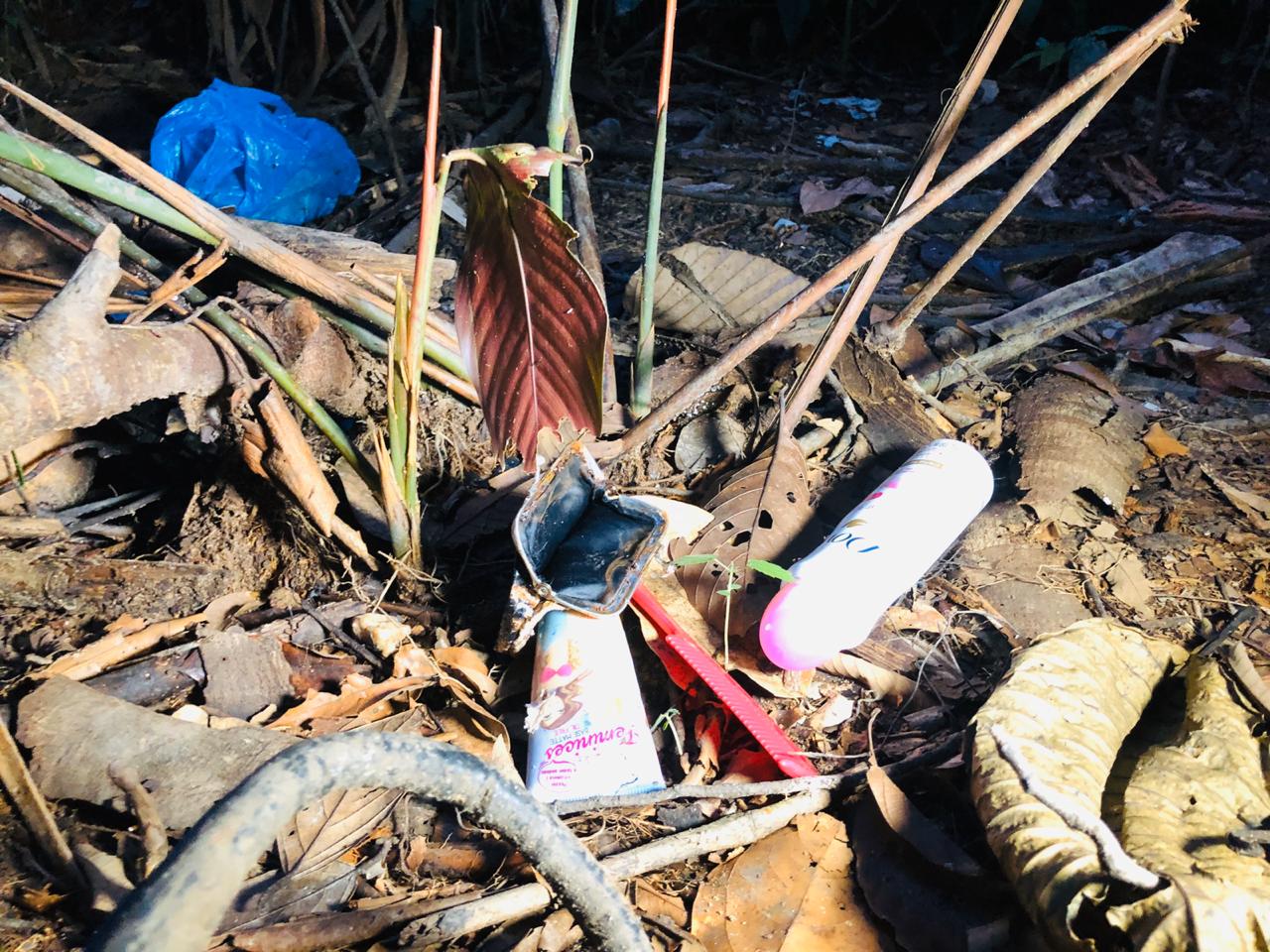 AO VIVO: Ossada humana é encontrada ao lado de carteira com documentos em Manaus