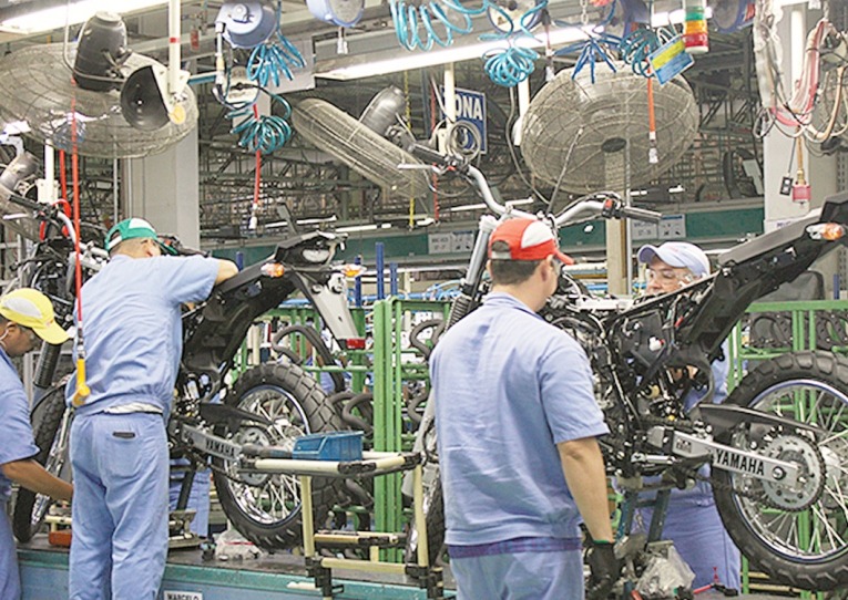 Yamaha retoma atividades em fábrica de Manaus 