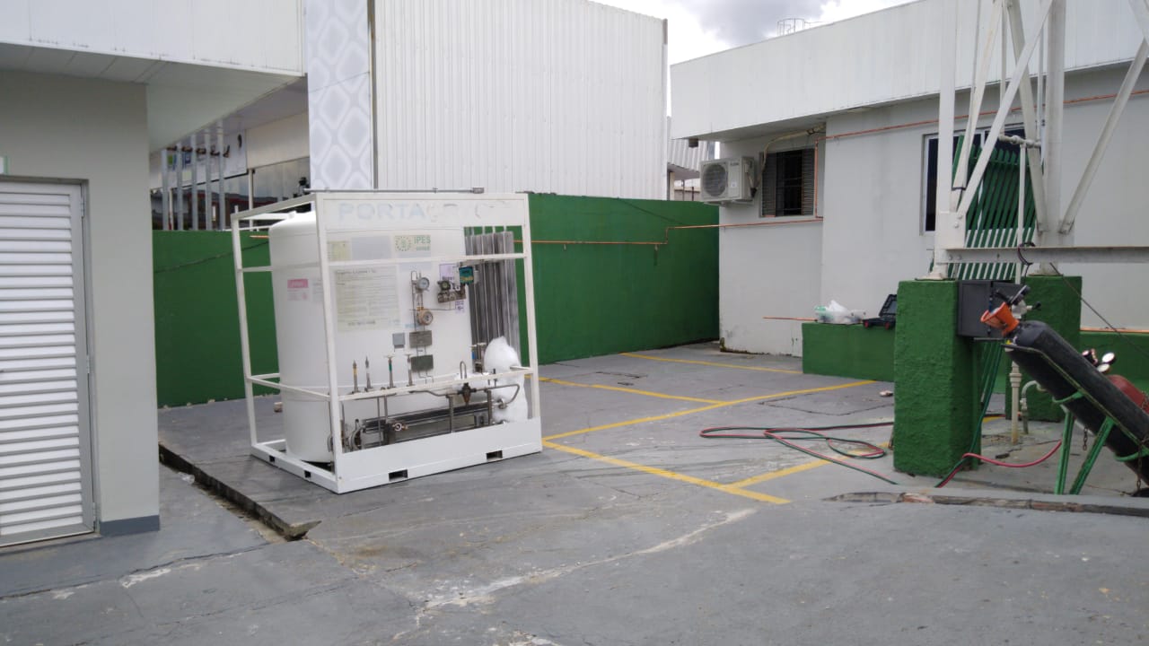 Tanques de oxigênio são instalados em três SPAs de Manaus 