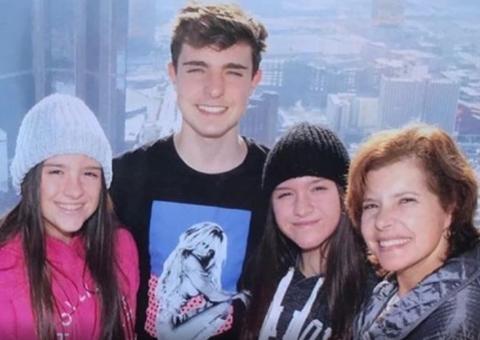 Filhos de Gugu mandam excluir benefício da própria mãe em seguro do apresentador 