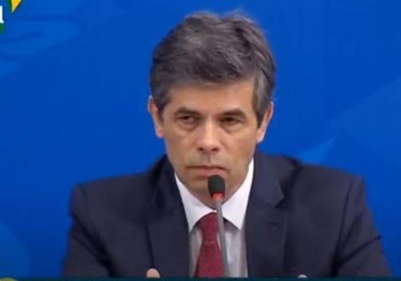 Ministro da Saúde Nelson Teich desembarca neste domingo em Manaus 