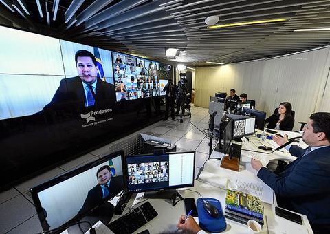 Senado aprova socorro de R$ 125 bilhões a estados e municípios