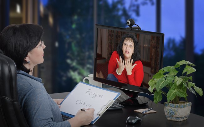 Psicólogos podem atender de forma online durante isolamento social