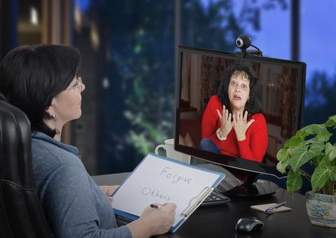 Psicólogos podem atender de forma online durante isolamento social