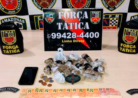 Em Manaus, dupla é presa em flagrante enquanto fazia entrega de drogas