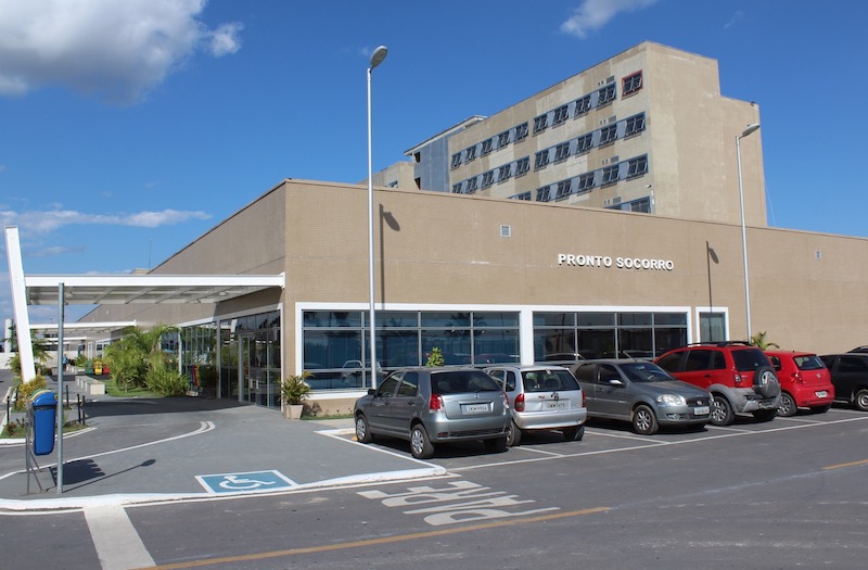 Reforço de hospital de campanha no Delphina Aziz pode ser instalado, diz governador