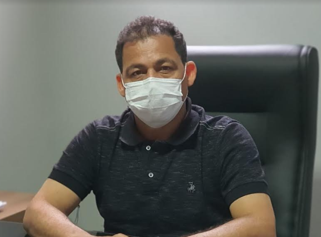 Prefeito de Benjamin Constant é isolado após teste positivo para Covid-19 