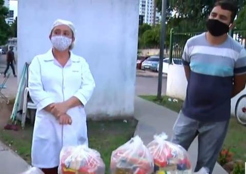  AO VIVO: Profissionais de saúde com salários atrasados recebem doações em Manaus