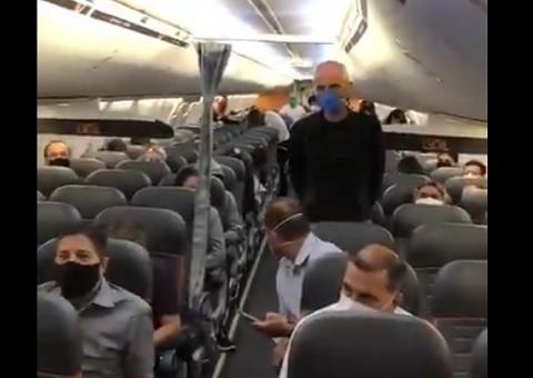 Em combate ao coronavírus: profissionais da saúde são aplaudidos durante voo a Manaus