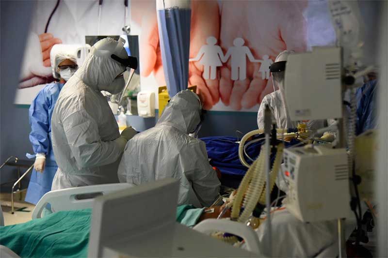 Covid-19: Amazonas tem recordes de 1,1 mil casos novos e 102 mortes em apenas 24h 