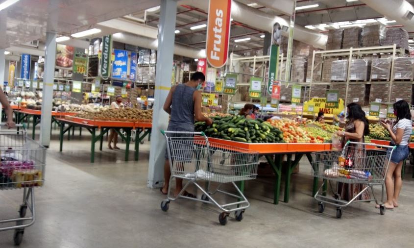 Higienização em estabelecimentos comerciais vai ser exigida por lei em Manaus
