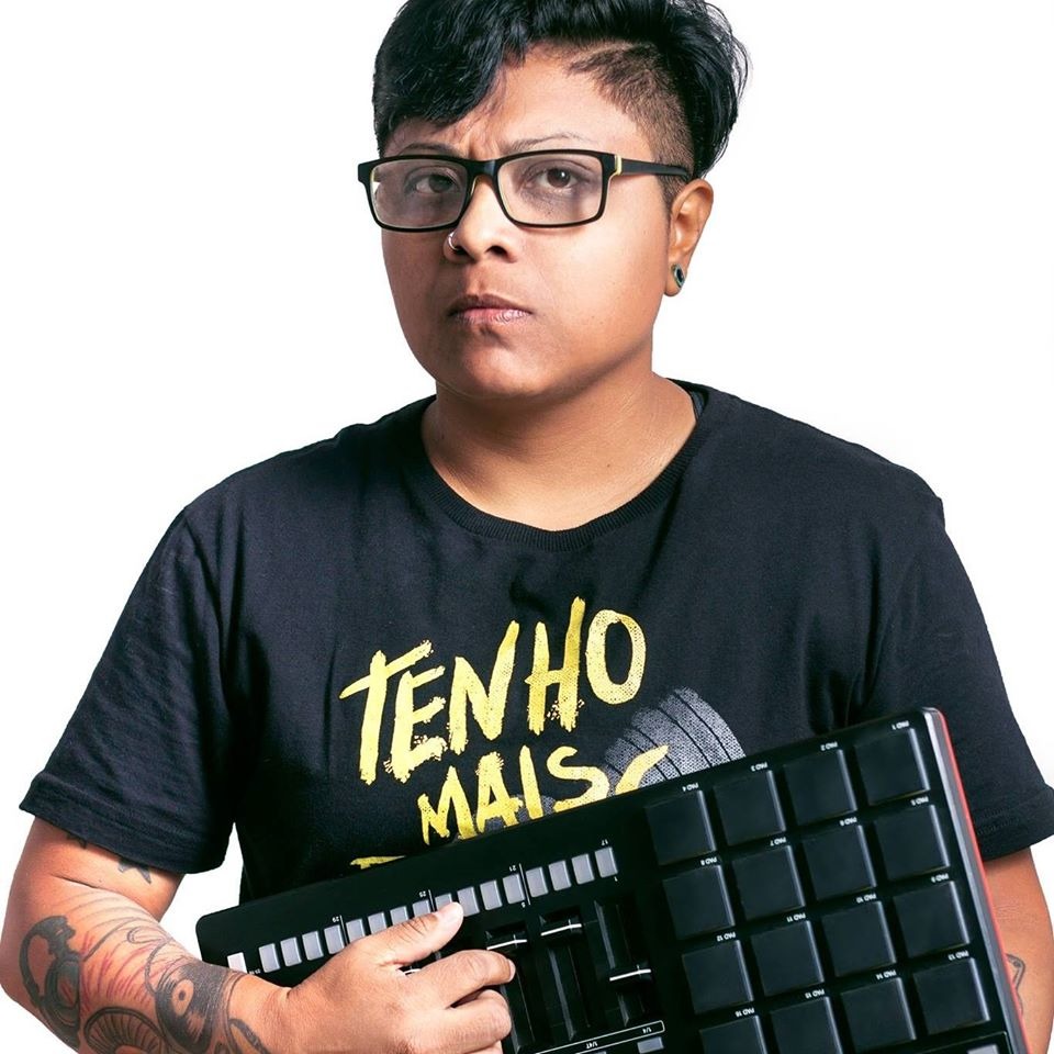 Dj Naty Veiga realiza live Great Vibes nesta sexta-feira