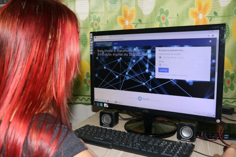 Nova plataforma amplia alcance do ‘Aula em Casa’ no interior do Amazonas