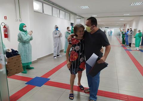 Hospital de campanha concede alta para mais 13 pacientes em Manaus  