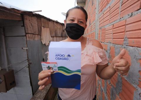 Coari inicia entrega de cartão Vale Card para recebimento de auxílio de R$ 200