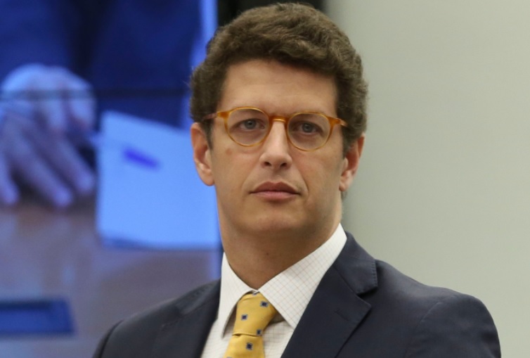 Ministro Ricardo Salles diz que foi expulso do partido Novo  