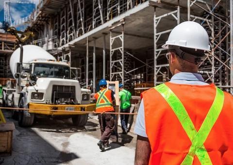 Bolsonaro inclui indústrias e construção civil na lista de atividades essenciais